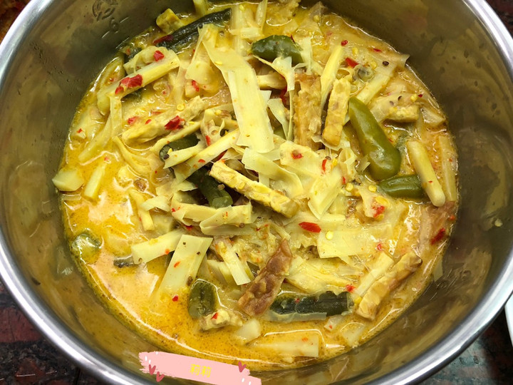 Cara Gampang Menyiapkan Rebung masak kuning 筍子煮咖哩 yang Sempurna