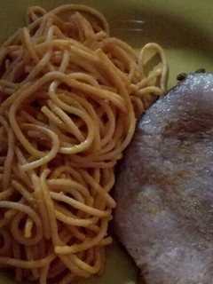 Una foto de Espagueti con crema