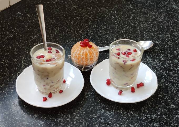 Step-by-Step Guide to Prepare Gordon Ramsay Fruit Custard !!