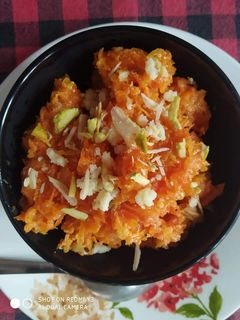 A picture of Gajar ka halwa.