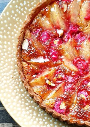 Une photo de Tarte poires et pralines roses