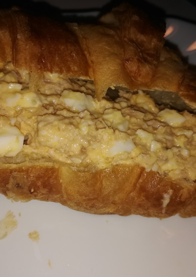 Una foto de Croissant relleno