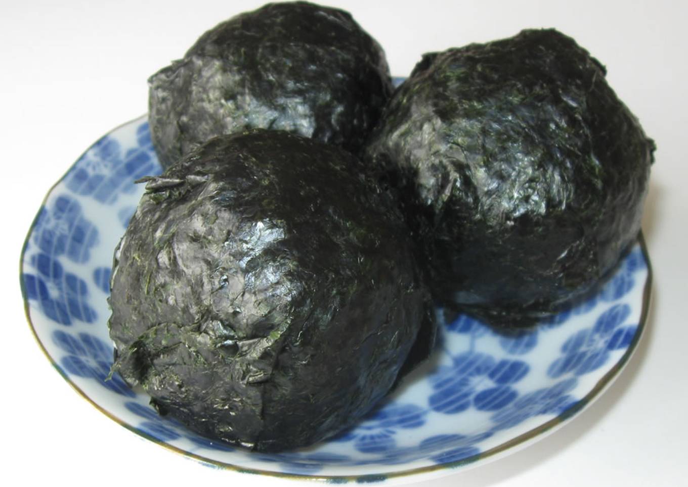 'Bakudan Onigiri' (Rice Bombs)