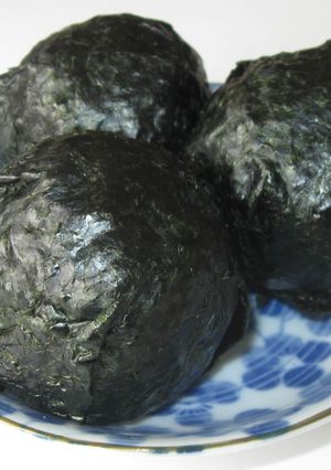 A picture of 'Bakudan Onigiri' (Rice Bombs).