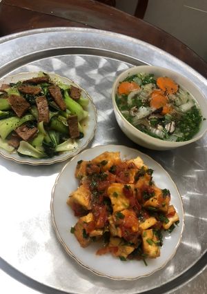 Hình của món Món chay (bò xào cải thìa,canh nấm hương cải thảo,đậu hũ chiên sốt cà).