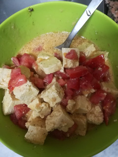 Una foto de Tofu macerado con salsa de mostaza Dijon