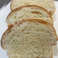 A picture of 🍞🥛Easy Milk Loaf Bread🥛🍞.