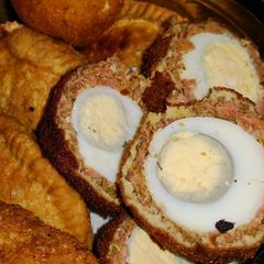 A picture of Scotch egg.