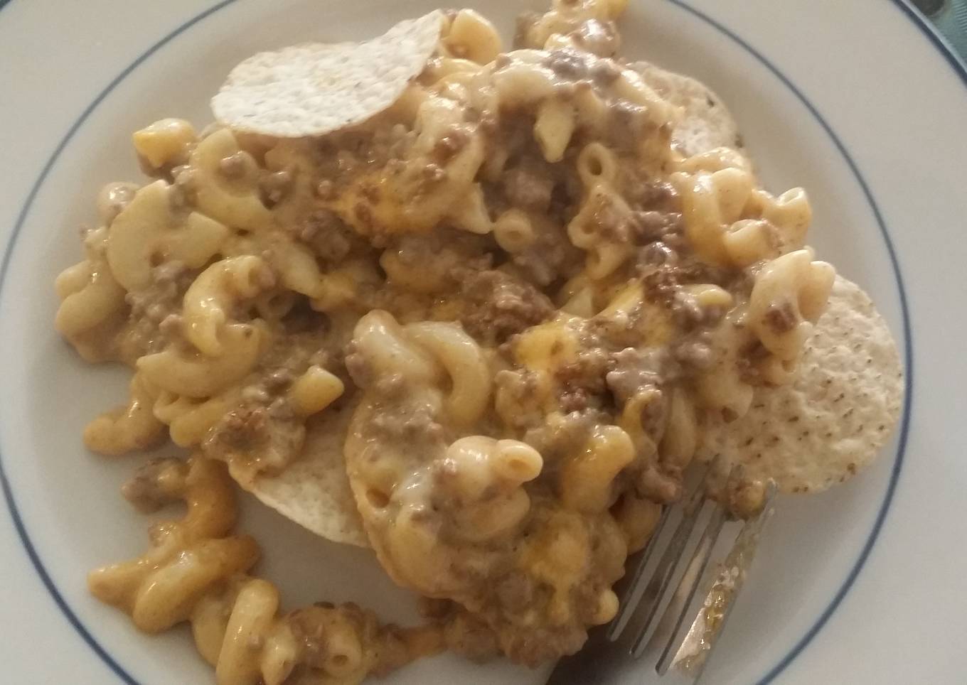 Taisen's cheesy taco and chips casserole