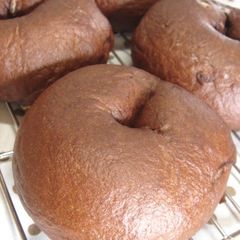 A picture of Cocoa & White Chocolate Bagels.