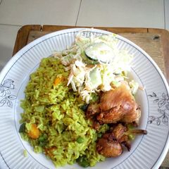 Fried rice with chicken A picture of Fried rice with chicken.