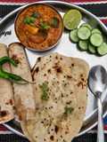 Naan Bread and Yogurt Onion Bell Pepper Curry