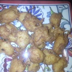 A picture of Noodle Pakora!!!.