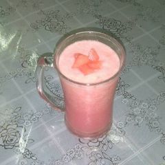 A picture of Watermelon milk shake.