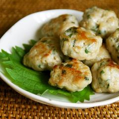 A picture of Shiso Leaf Tsukune with Salt Sauce.