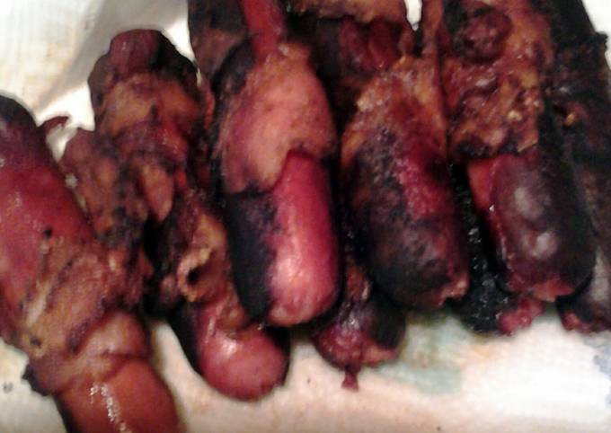 bacon wrapped hotdogs