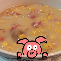 A picture of Creamy Bacon Corn Chowder.