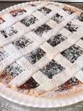 Crostata con composta di fichi mandorle e cioccolato