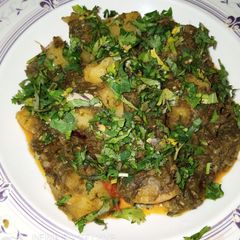 A picture of Alu Palak.