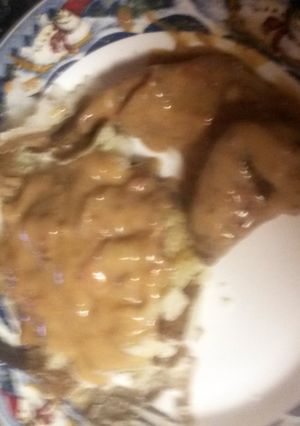 A picture of liver and onions.