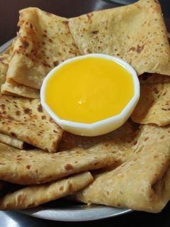 पुरणपोळी साखर गुळाची (sakharechi puranpoli recipe in marathi) रेसिपी चे मुख्य फोटो