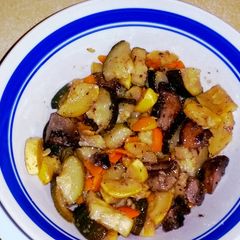 A picture of Lemon pepper zucchini, sweet bell peppers and mushrooms.