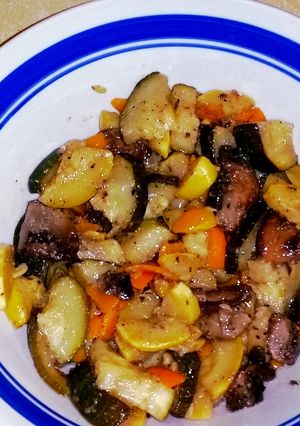 A picture of Lemon pepper zucchini, sweet bell peppers and mushrooms.