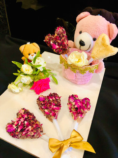 રોઝ હાર્ટ(Rose Heart Recipe In Gujarati) રેસીપી મુખ્ય ફોટો