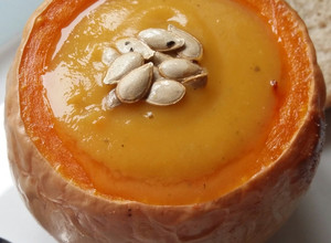 A picture of Vickys Roasted Butternut Squash & Parsnip Soup GF DF EF SF NF.
