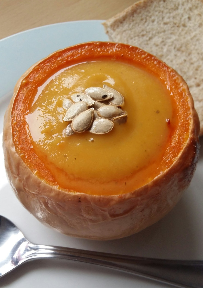 A picture of Vickys Roasted Butternut Squash & Parsnip Soup GF DF EF SF NF.