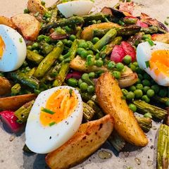 A picture of Awesome asparagus tray bake.