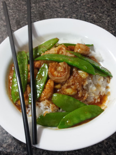A picture of 🔥Spicy Malaysian Shrimp & Snowpeas.