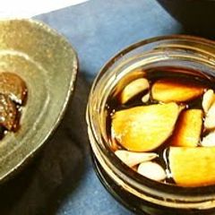 A picture of Garlic Soy Sauce.