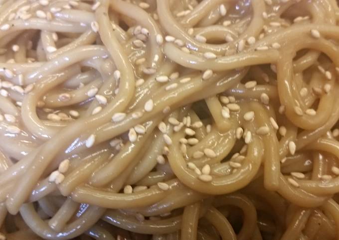 How to Make Anthony Bourdain Sesame Noodles