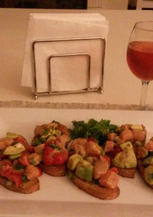 A picture of Andres Salmon Tartar.
