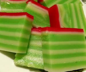Resep Unik Lapis beras kesukaan ibu ku biar nyablak tapi jago masak Enak Sederhana Resep Unik Lapis beras kesukaan ibu ku biar nyablak tapi jago masak Enak Sederhana