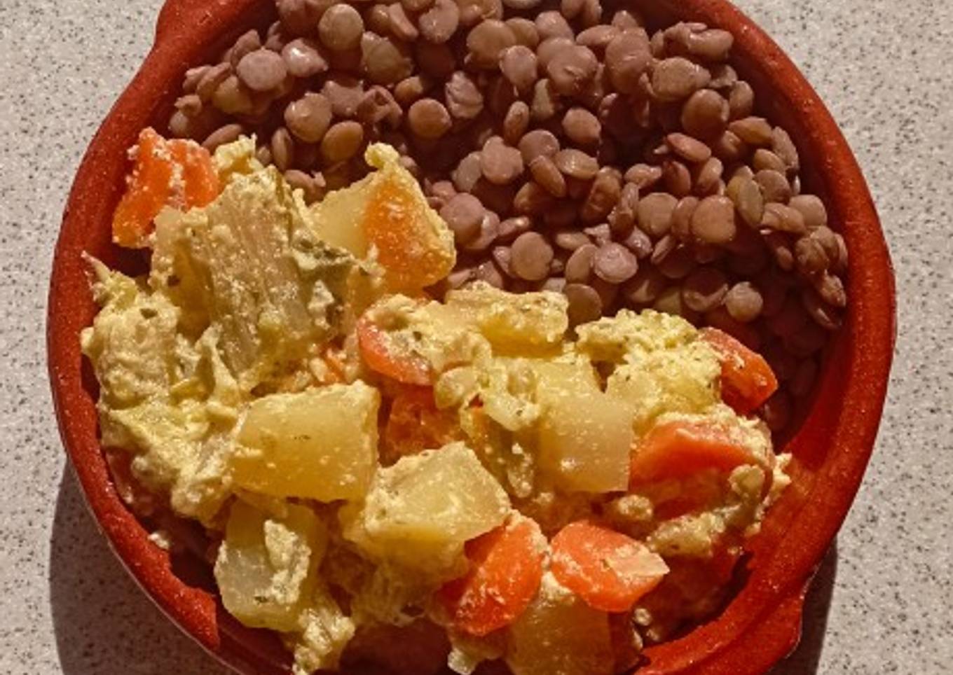 Curry de lentejas y verduras (vegetariano)