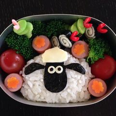 A picture of So Simple!! Shaun the Sheep Character Bento.