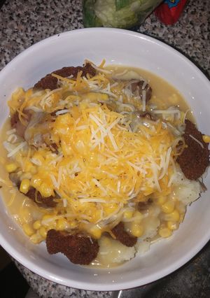 A picture of KFC Famous Bowl.