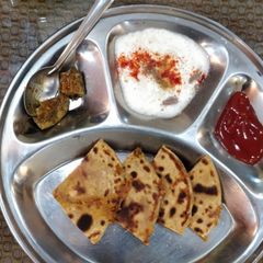 Onion-Tomato Parantha A picture of Onion-Tomato Parantha.