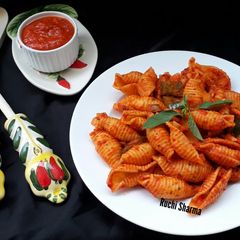 A picture of Pasta in Red Sauce.