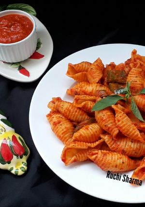 A picture of Pasta in Red Sauce.