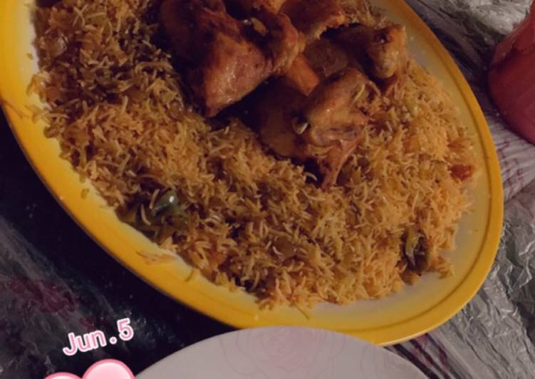 كبسة دجاج على الطريقة السعوديه