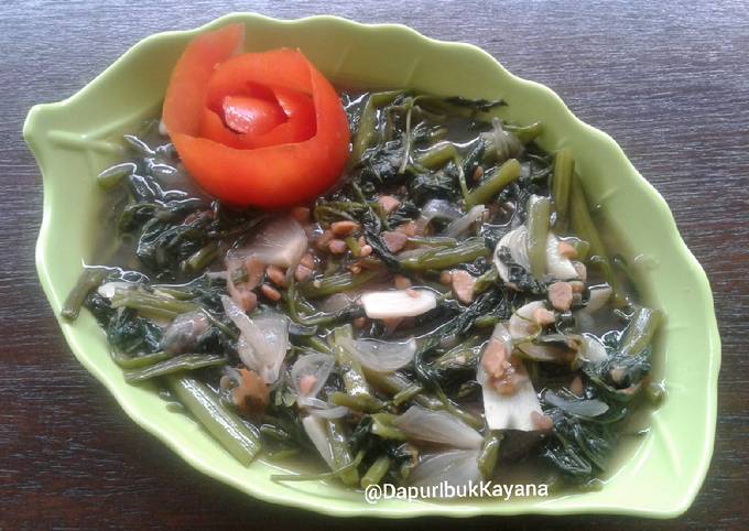 Bagaimana Menyiapkan 224. Tumis Kangkung Sambal Tauco, Enak Banget