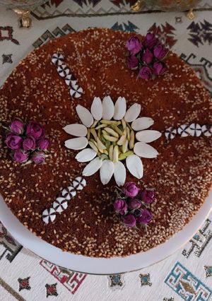 عکسی از دستور کیک هل و گلاب بدون فر