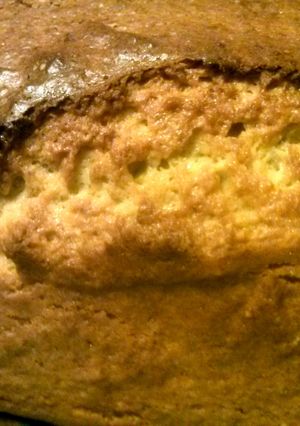 A picture of Bannana nut bread.