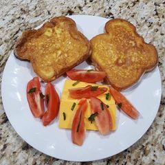 A picture of French Toast.