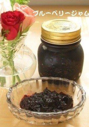 A picture of Easy Blueberry Jam.