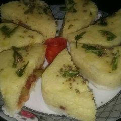 Bread sandwich dhokla A picture of Bread sandwich dhokla.