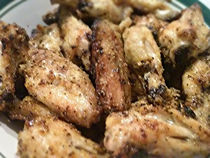Simple Way Make Recipe Lemon Pepper Chicken Wings that is Really Delicious, Delicious}